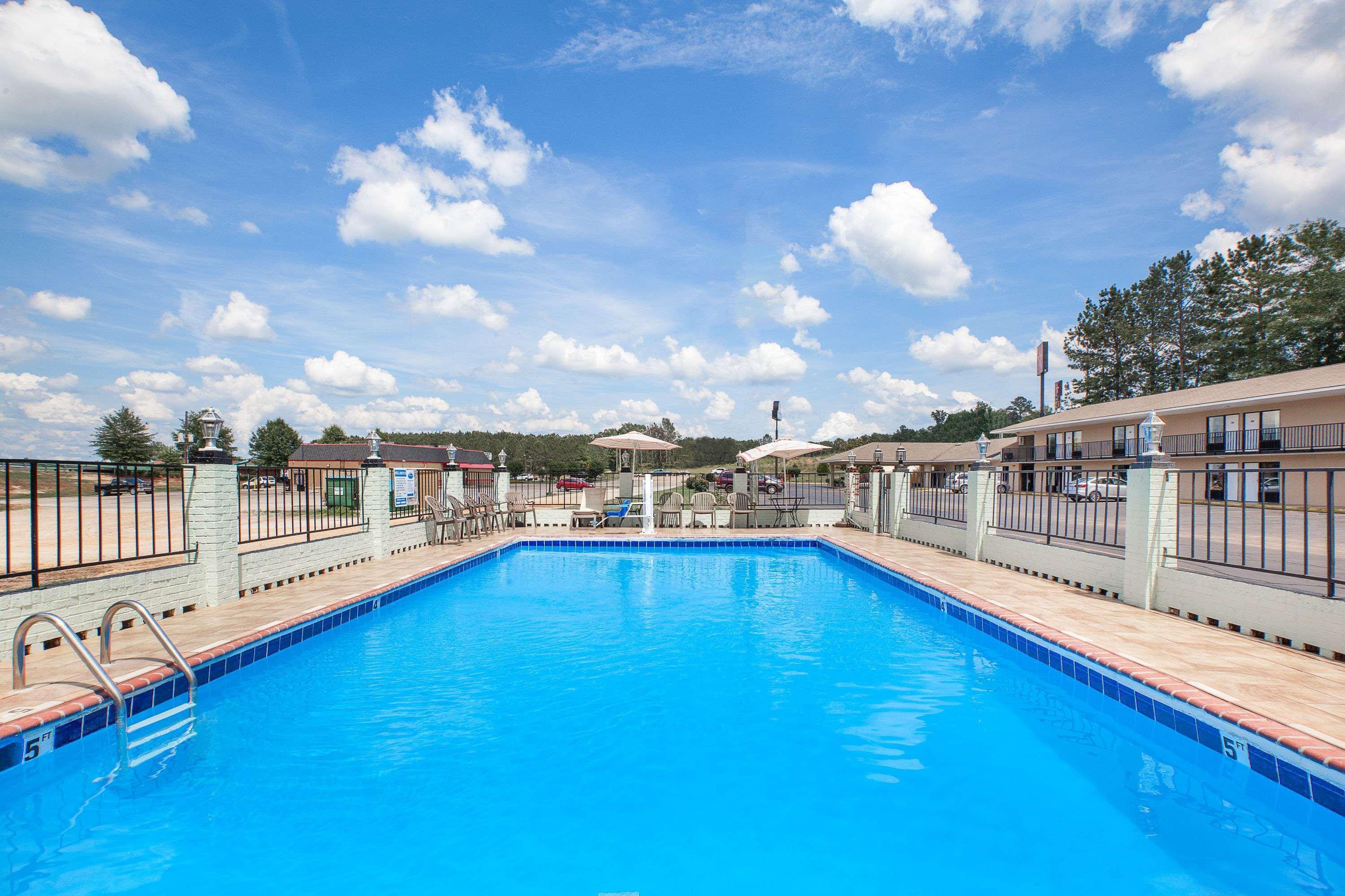 Days Inn By Wyndham Newton Ms I-20 Esterno foto