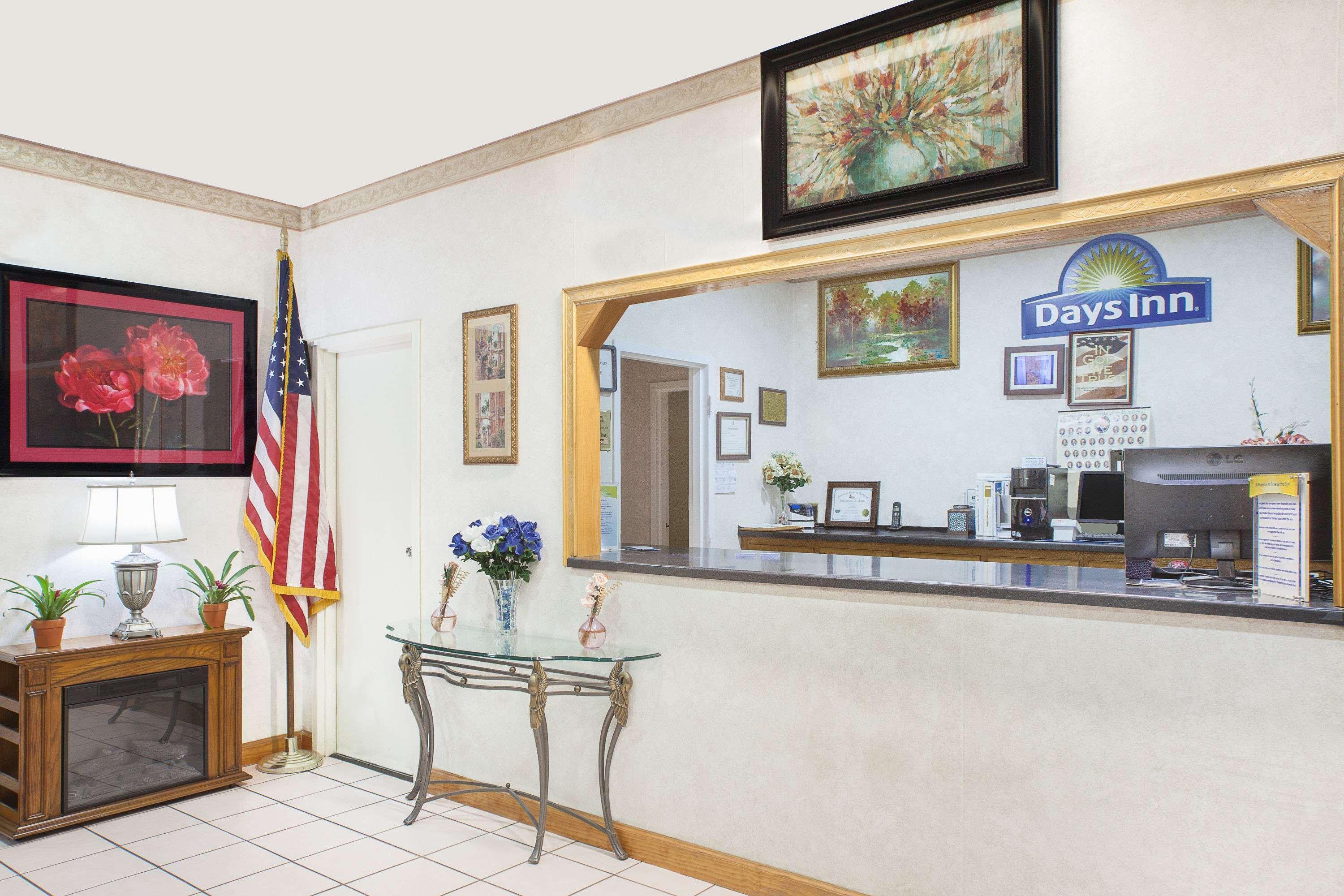 Days Inn By Wyndham Newton Ms I-20 Esterno foto