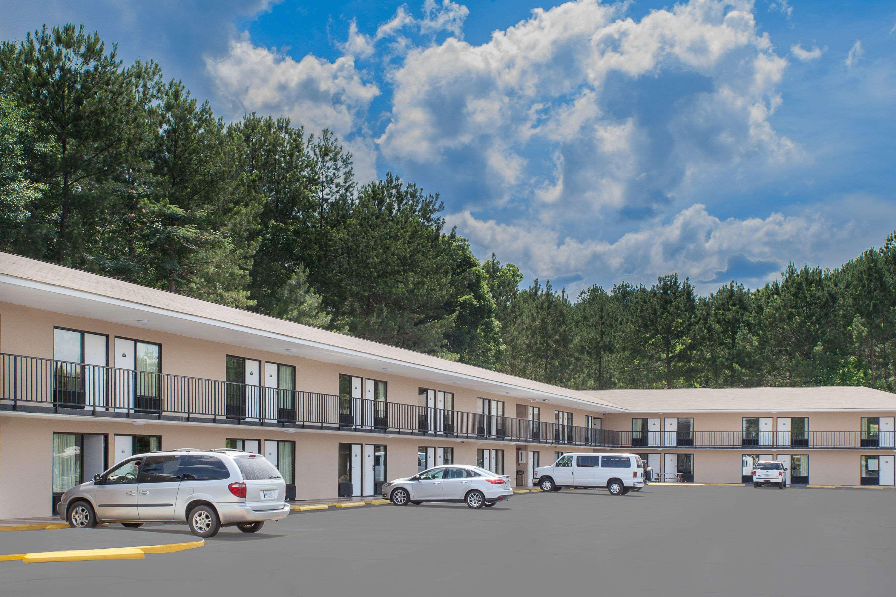 Days Inn By Wyndham Newton Ms I-20 Esterno foto